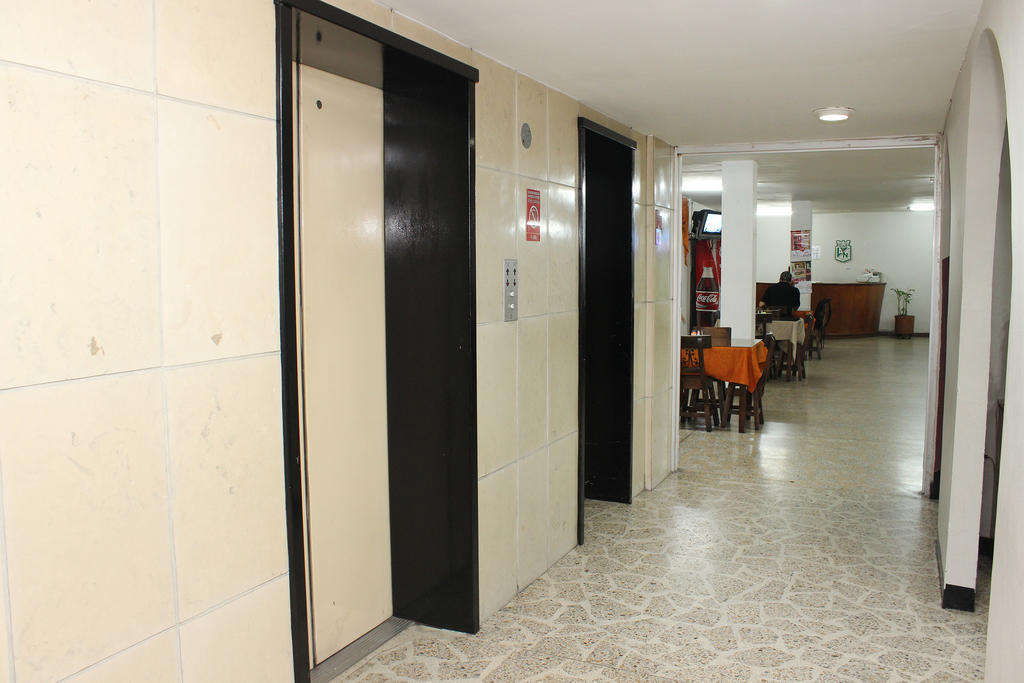 Hotel Normandia Медельїн Екстер'єр фото
