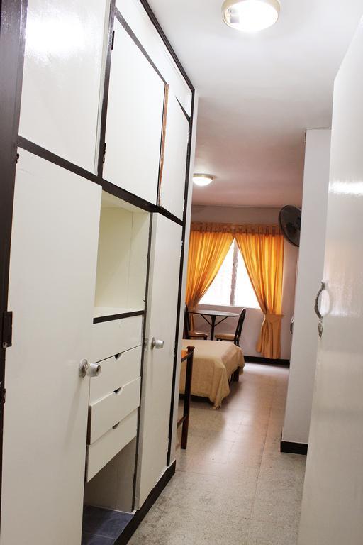 Hotel Normandia Медельїн Номер фото